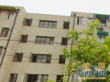 靠近行知高中,买进好出租