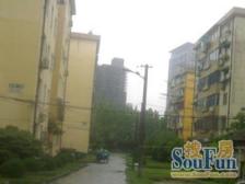 近地铁 大平层,家具全送 采光好,急售房源