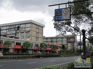 文教·教工路106号·3室·2厅看房方便中间楼层