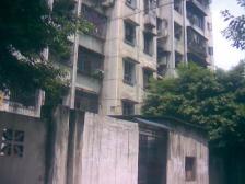 李家沱商圈旁大两房,楼下公交和图书馆,拎包入住