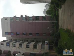 京东小区D区 南北通透,采光好 近地铁 周边匹套完善,,出行方便