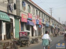 半边街 南北通透,采光好 近地铁 中间楼层