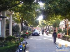 停车方便平改坡带阁楼交通便利配套成熟满五税少