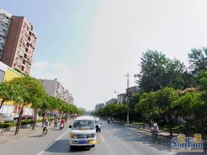 地鉄口大两房 前后采光无遮挡 随时看房 房东诚意出售
