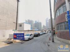 小区中心位置,主卧朝南,采光充足,居家装修