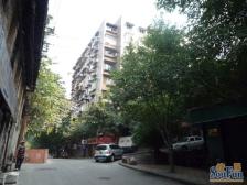 地段好,出行购物方便,生活配套完善。