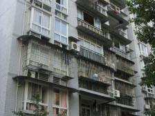 地理位置优秀, 电梯房 精装修, 户型方正 无浪费面积