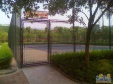 城南步行街、繁华地段的小区,税费低,小区成熟