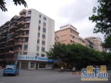 花都站前路3室1厅南北