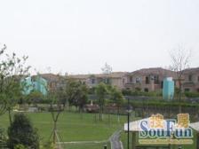 万科燕南园·新上联排边套,横厅设计,朝南大花园,纯地上三层