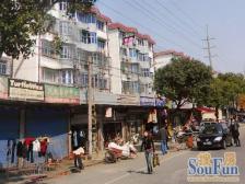 鑫龙花苑3室南朝向330.00万元/套出售