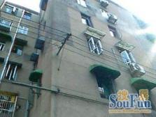 送阁楼!送阁楼!05年商品房,南北通透,精装修,采光好,诚售