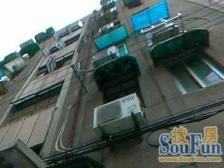 南北两房,中间楼层,电梯全明户型,徐家汇的繁华地段