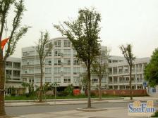 精装修+电梯大三房+靠安亭老街