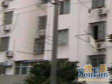 2楼带楼台,业主诚心出售,一梯两户,满五年