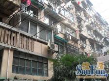 一套坐落在公园里的房子 视野景观好鸟语花香 诚售