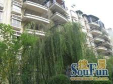 岔路口 轻轨站 大四房 精装修 诚心出售