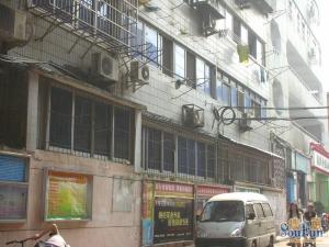 满五年唯一一套正规二居室可以拎包入住前后无挡居住舒适