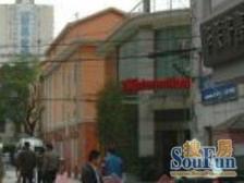 93年小院+朝南一室户+10平院子+得房率高+地铁口