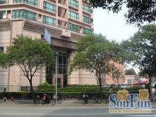 税少,得房率高,精装修,面向花园,全明户型,可停车