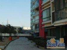 03年商品房 南北双阳台带三个飘窗 错层设计 层高3.1米