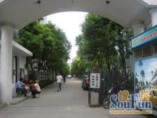 带产权车位,通风好,精装,2梯4户,急售房源