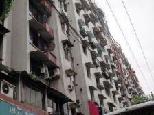 电梯3室带屋顶花园 配套成熟 楼下车站菜市场 住家便利