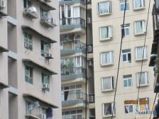 小区住家安静,出入方便。适合首付不多的刚需人群..