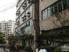 上南开,正规大三房,朝向好,住家安静。