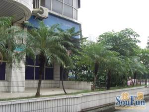 广信花园 3房 94 方