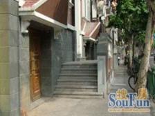 南京西路商圈,品质楼梯房,中区采光无挡,有照片和VR