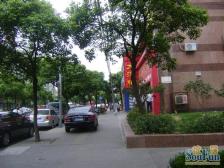 1、12双轨之间,全明两房,电梯中间层,诚意出售!