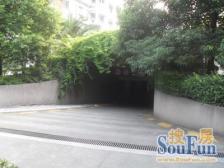 一梯两户 南北通风 产权清晰 户型方正