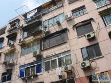 一梯两户,边套全明正气双南户型,诚意出售。