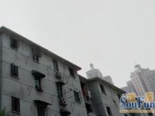 近4/8号地铁,厨房分门独用,总价低,朝南,好出租