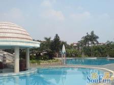 高层小两房没有蚊子阳台不计面积隔壁楼顶60方可用