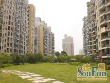 7号线地铁口/电梯高区采光好/全南房型正/满5年/产权车位