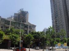 南岸带空中花园大跃层,装修保持好户型方正,诚心卖