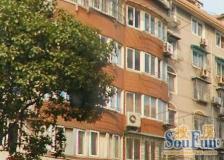 2000年竣工三房二厅二卫,通风采光好小区环境闹中取静