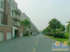 地铁口莘松路大双拼 可拎包住小区景观房户型正挑空厅