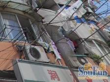 静安内环内,带天井 精装修 近地铁 商圈配套齐全