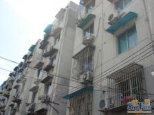 此房满五年 ,中等装修,楼间距开阔,视野无遮挡