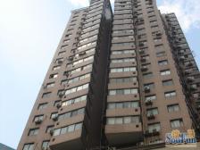 国际广场新出20平独用露台,精装修大三房,可拎包入住