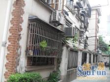 俯看公园+阳光满屋+傲气南向+双层+总高四层新式里弄