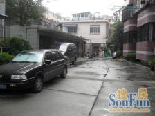 卫生间全明,交通便利,繁华地段,采光充足