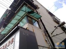 两房朝南,厅朝北,一梯两户,地铁口,已满五年,降价急售。