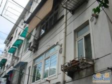 采光充足,小区中心位置,得房率高,主卧朝南