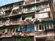 长阳路1900弄小区1室东朝向138.00万元/套出售