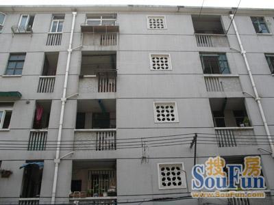 控江路680弄小区实景图