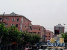 朝南户型-业主精装修拎包入住-地段繁华-交通成熟-位置安静